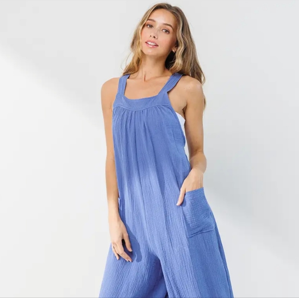 062 - NEW! SOLID FABULOUS WIDE LEG JUMPSUIT - Picture 2 of 13